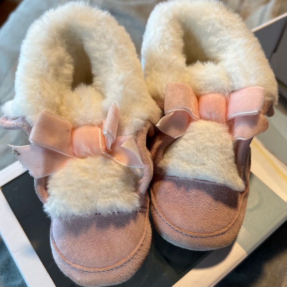 Furry Baby booties